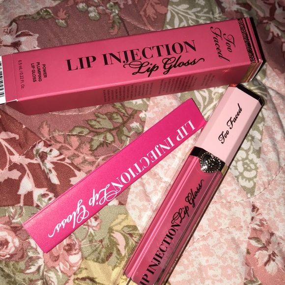 Too Faced Lip Injection lip gloss - Picture 4 of 5